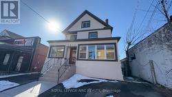 4677 CRYSLER AVENUE  Niagara Falls (Downtown), ON L2E 3V7