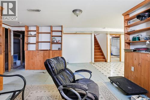 Chamberlain Acreage, Chamberlain, SK - Indoor