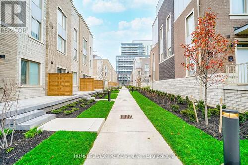 67 Mable Smith Way, Vaughan, ON - Outdoor