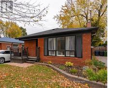 MAIN FLOOR - 511 KENNEDY ROAD  Toronto, ON M1K 2B1