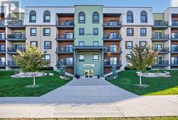 405 - 6 SPICE WAY  Barrie, ON L9J 0J9