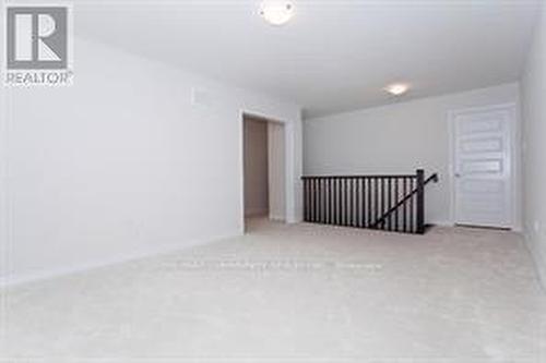 369 Falling Green Crescent, Kitchener, ON - Indoor Photo Showing Other Room