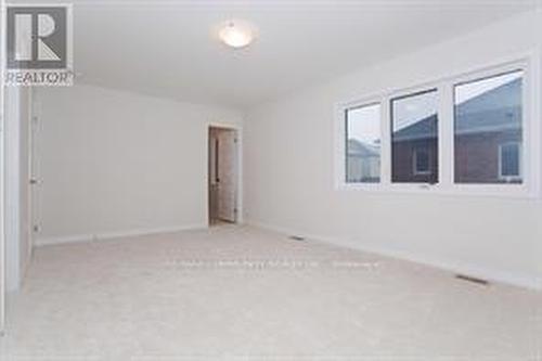 369 Falling Green Crescent, Kitchener, ON - Indoor Photo Showing Other Room
