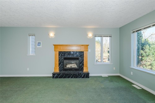 6 Werra Landing, View Royal, BC 