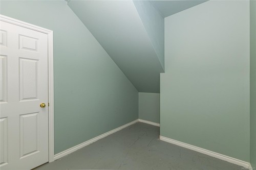 6 Werra Landing, View Royal, BC 