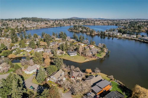 6 Werra Landing, View Royal, BC 