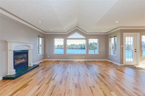 6 Werra Landing, View Royal, BC 