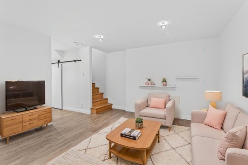 Family Room - 19780 Place De L'Aviron, Mirabel, QC - Indoor Photo Showing Living Room
