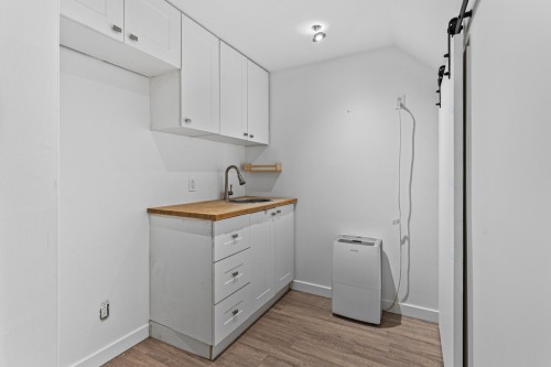 Kitchenette - 19780 Place De L'Aviron, Mirabel, QC - Indoor