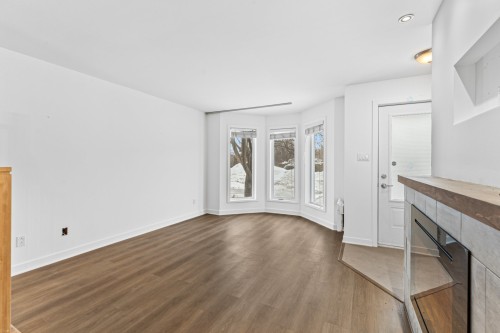 Living Room - 19780 Place De L'Aviron, Mirabel, QC - Indoor Photo Showing Other Room