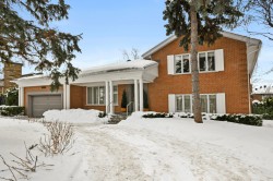 1670 Ch. Markham  Mont-Royal, QC H3P 3B2