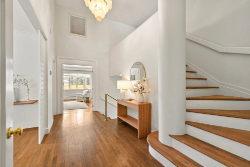 Hall d'entrée/Vestibule - 1670 Ch. Markham, Mont-Royal, QC - Indoor Photo Showing Other Room