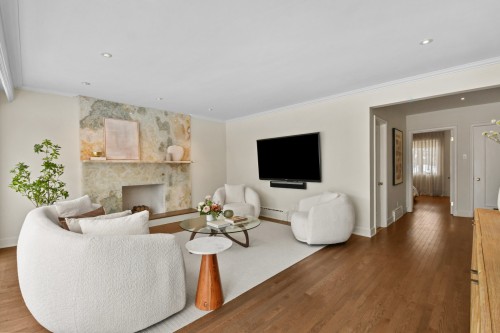 Salon - 1670 Ch. Markham, Mont-Royal, QC - Indoor Photo Showing Living Room