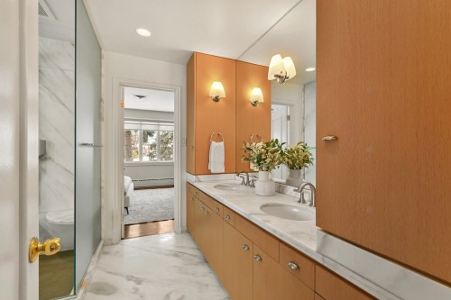 Salle de bains - 1670 Ch. Markham, Mont-Royal, QC - Indoor Photo Showing Bathroom