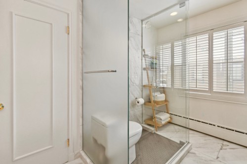 Salle de bains - 1670 Ch. Markham, Mont-Royal, QC - Indoor Photo Showing Bathroom