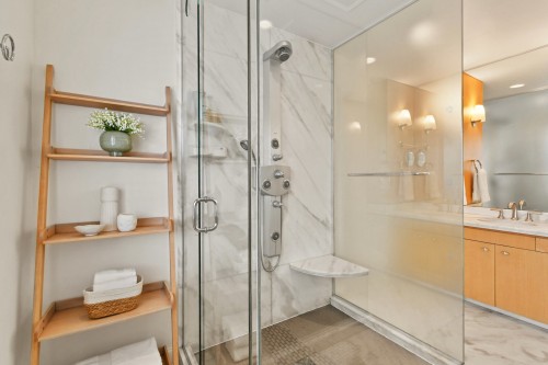 Salle de bains - 1670 Ch. Markham, Mont-Royal, QC - Indoor Photo Showing Bathroom