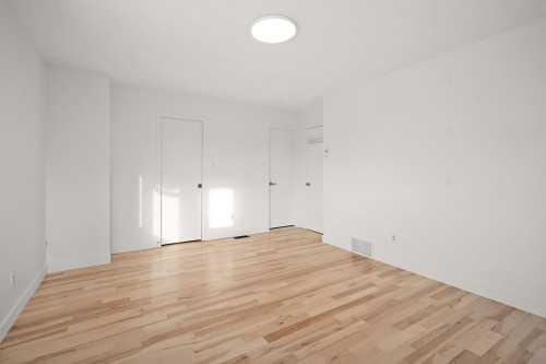 Master Bedroom - 631 Boul. Dr.-Frederik-Philips, Montréal (Saint-Laurent), QC 