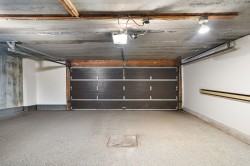Garage - 