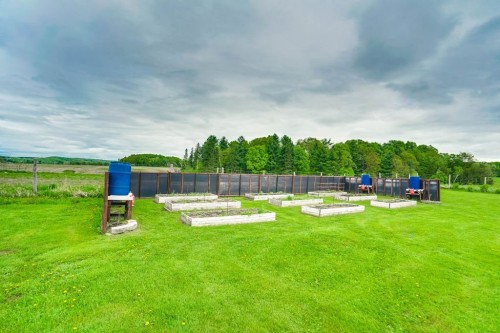 Cour - 186 3E Rang Du Gore, Lochaber, QC - Outdoor