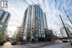 205 3438 VANNESS AVENUE  Vancouver, BC V5R 6E7