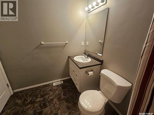 116 503 Colonel Otter Drive, Swift Current, SK - Indoor Photo Showing Bathroom