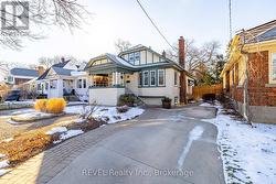 14 JUNKIN STREET  St. Catharines (Downtown), ON L2R 1N3