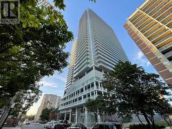 709 - 195 REDPATH AVENUE  Toronto, ON M4P 0E4