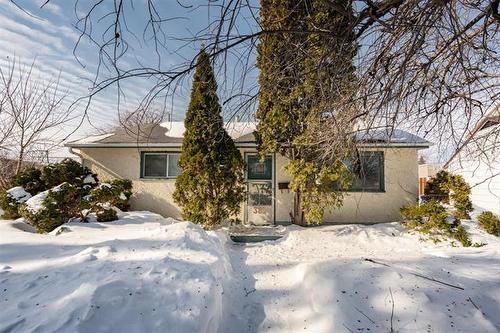 382 Kent Rd, Winnipeg, MB 