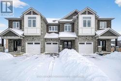 45 SAPPHIRE WAY  Thorold, ON L2V 0L4