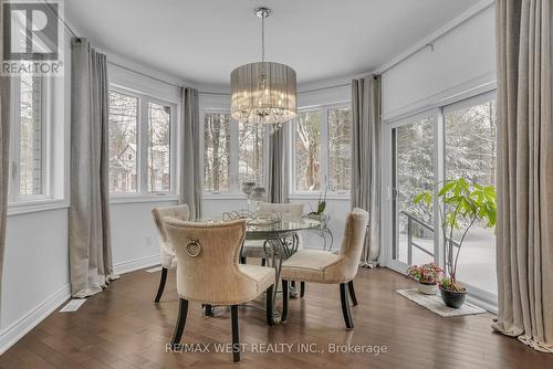 2 Sycamore Circle, Springwater, ON - Indoor Photo Showing Dining Room