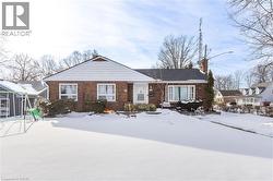 3251 ST PAUL Avenue  Niagara Falls, ON L2J 2M2