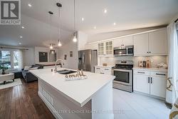 3294 RHONDA VALLEY DRIVE  Mississauga, ON L5A 3E9