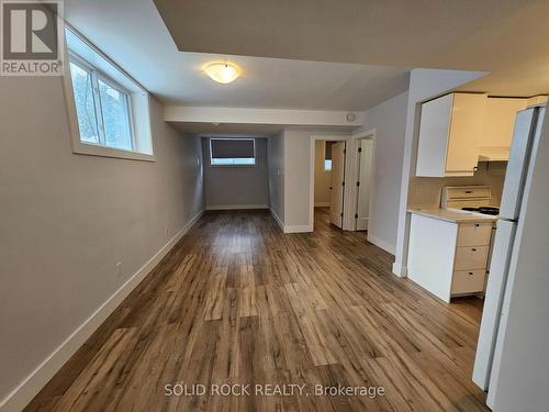 846 Alpine Avenue, Ottawa, ON - Indoor