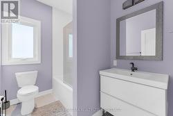 primary bedroom ensuite - 