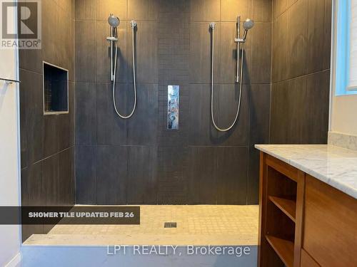 847 Walkley Road, Ottawa, ON - Indoor Photo Showing Bathroom