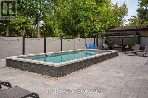 847 Walkley Road, Ottawa, ON - Outdoor With In Ground Pool