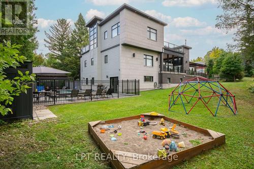 847 Walkley Road, Ottawa, ON - Outdoor