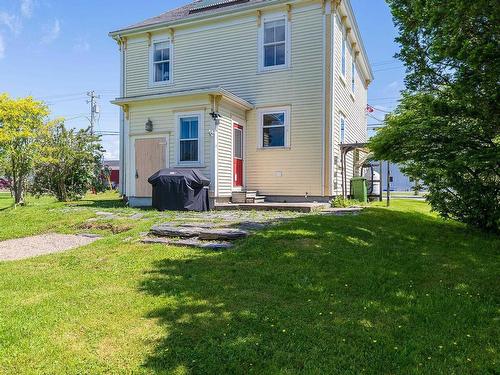 90 Tannery Road, Lunenburg, NS 