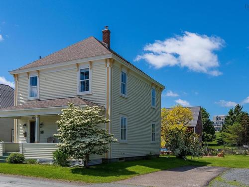 90 Tannery Road, Lunenburg, NS 