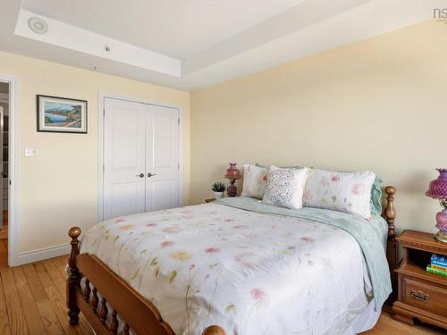304 647 Bedford Highway, Halifax, NS 