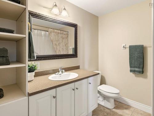 304 647 Bedford Highway, Halifax, NS 