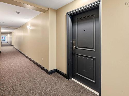 304 647 Bedford Highway, Halifax, NS 