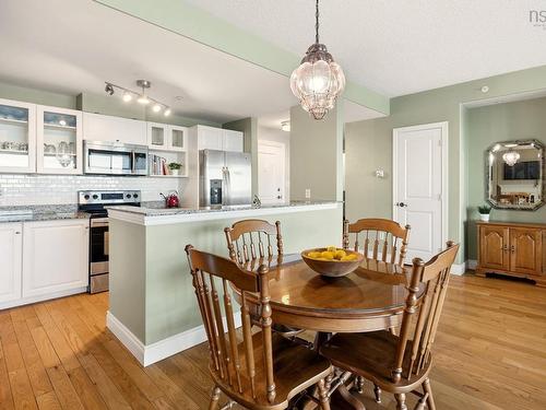 304 647 Bedford Highway, Halifax, NS 