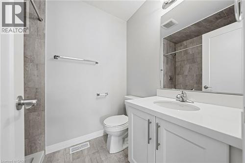 53 Aquarius Crescent, Hamilton, ON - Indoor Photo Showing Bathroom