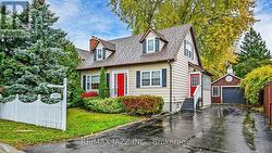 1633 CHARLES STREET  Whitby (Port Whitby), ON L1N 1C1