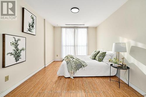 401 - 337 Simcoe Street, Oshawa (O'Neill), ON - Indoor Photo Showing Bedroom
