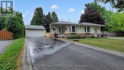 10 MINTON PLACE  Brampton, ON L6S 2S7