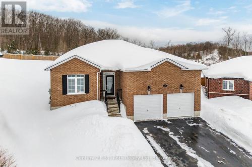 53 HUNTER AVENUE  Tay (Victoria Harbour), ON L0K 2A0