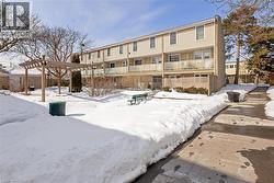 35 BRECKENRIDGE Drive Unit# 28  Kitchener, ON N2B 3H5