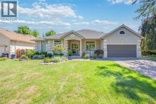 584 RIVERSIDE DRIVE  St Clair, ON N0N 1G0